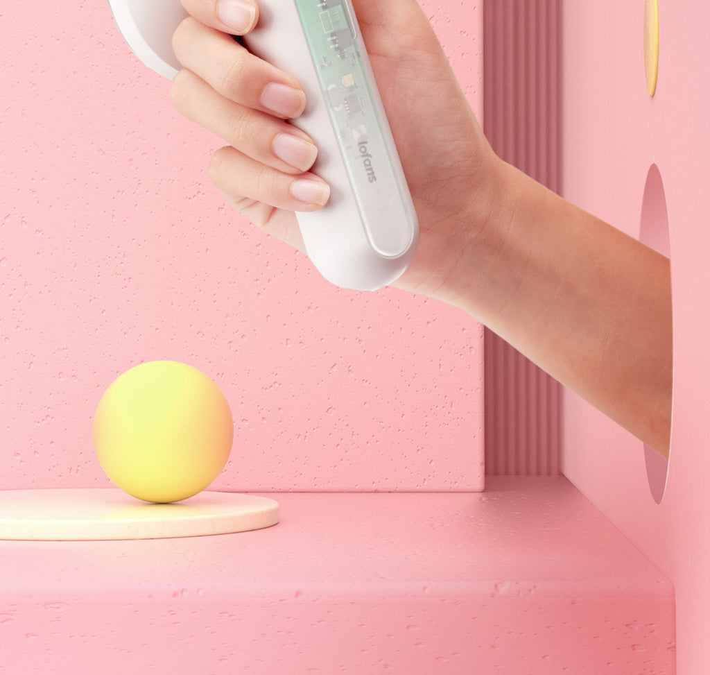 Wireless portable electric travel ironing machine